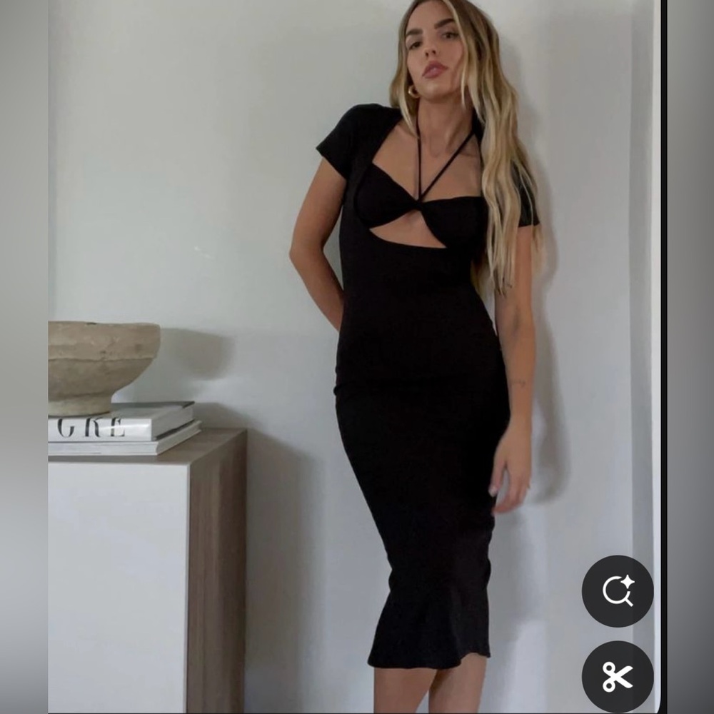New Cutout Black Dress